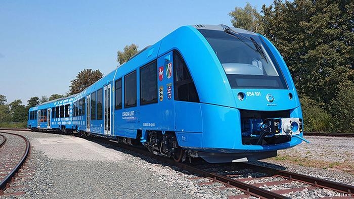 Первый в мире поезд на водороде вышел в рейс в Германии