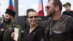 Безмозглый и гнилой “цвет нации”: в Сети жестко осадили Чичерину за хвалебные оды боевикам Донбасса