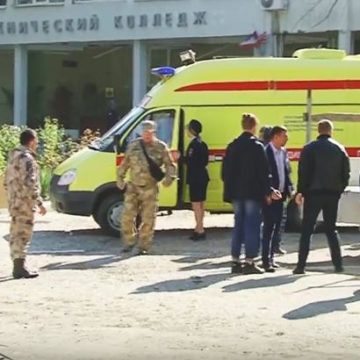 Взрыв в Керчи: Кремль рассматривает версию теракта