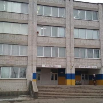В Киевской области в двух школах распылили газ