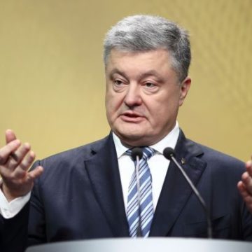 Порошенко прокомментировал выделение Украине первого транша кредита МВФ