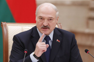 “Ползать на коленях не надо”, – Лукашенко после громкого скандала сделал жесткое заявление в адрес России
