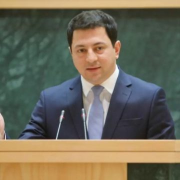 “Союз нерушимый…” – в парламенте Грузии впервые за годы независимости прозвучал гимн бывшего СССР